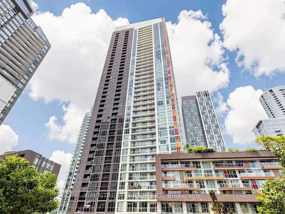 85 Queens Wharf Road #316, Toronto, ON M5V 0J9