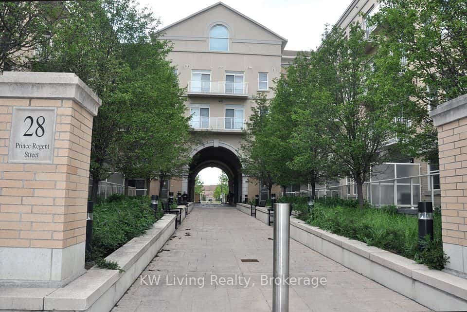 28 Prince Regent Street #305, Markham, ON L6C 0V5