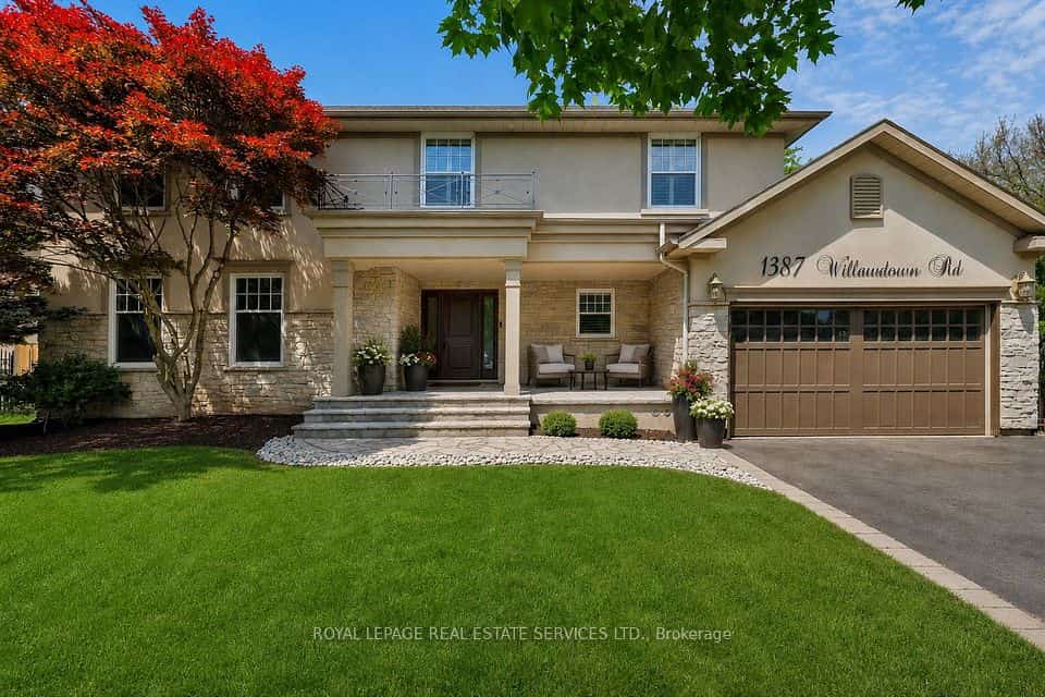 1387 Willowdown Road, Oakville, ON L6L 1X2