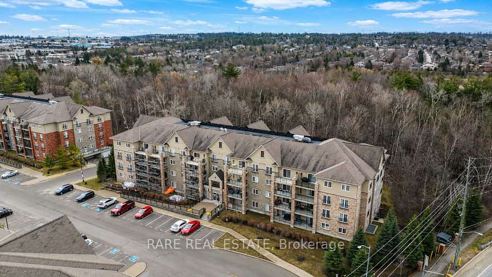 41 Ferndale Drive S #309, Barrie, ON L4N 5T6