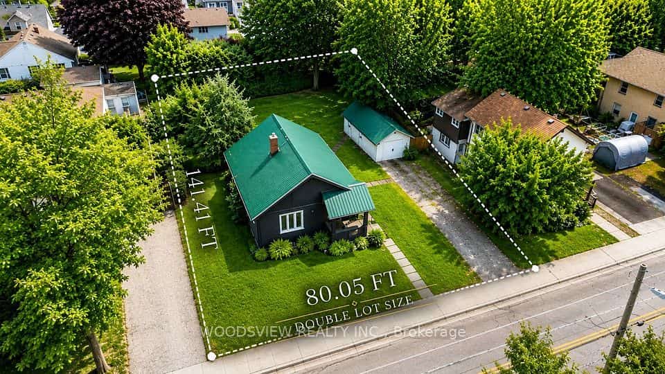 388 Eagle Street, Newmarket, ON L3Y 1K4