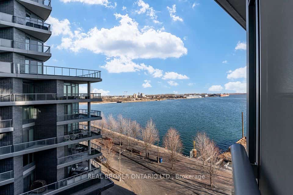 55 Merchants Wharf #620, Toronto, ON M5A 0P2