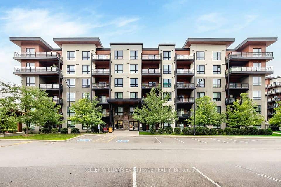 300 Essa Road E, Barrie, Barrie
