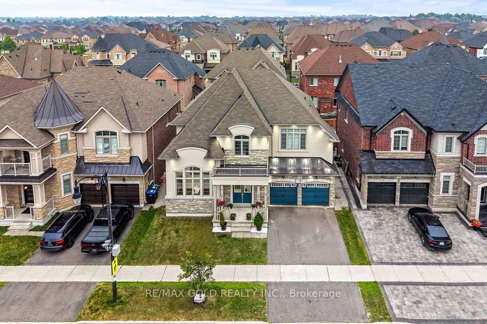 73 Squire Ellis Drive, Brampton, ON L6P 4C2