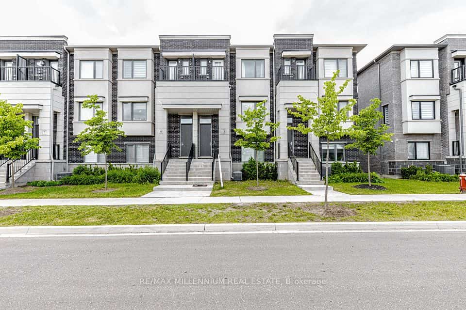 11 Lambert Lane, Caledon, ON L7E 4M5