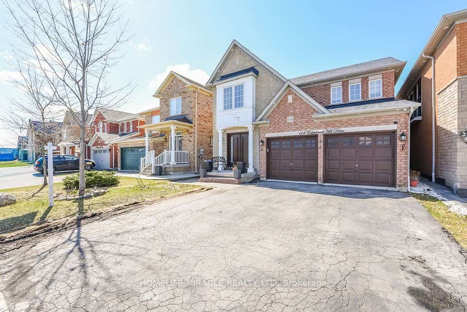 114 Edenbrook Hill Drive, Brampton, ON L7A 2P2