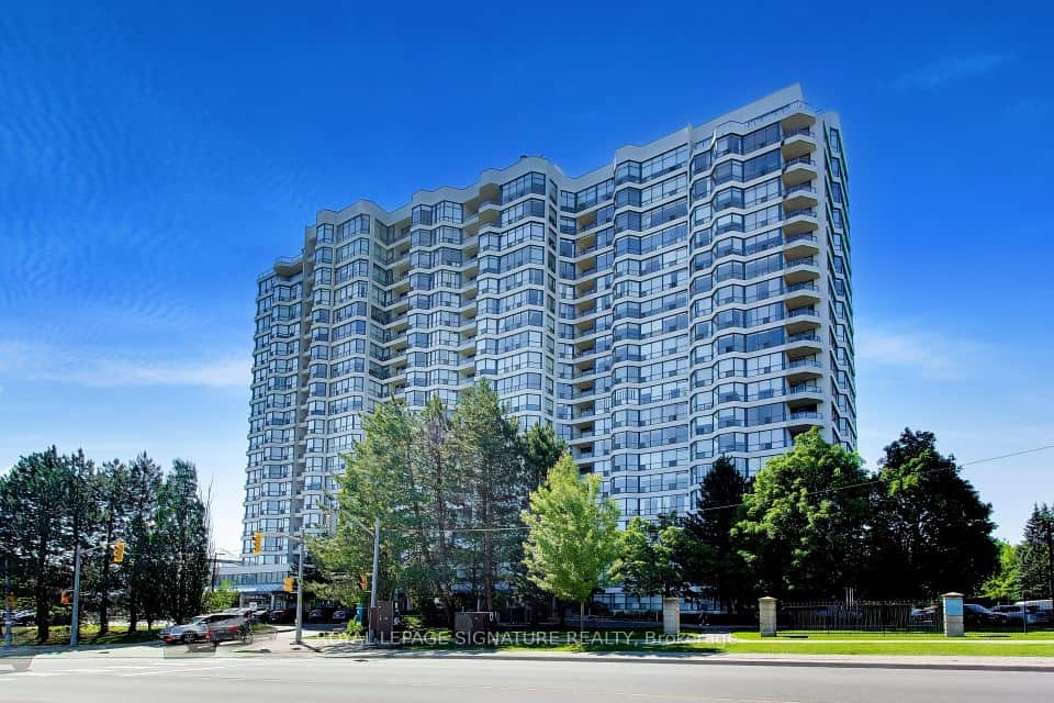 1 Clark Avenue W, Vaughan