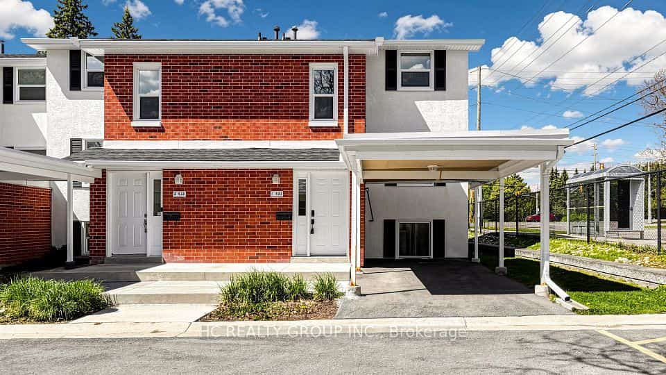 433 Keats Way #1, Waterloo, ON N2L 5S7