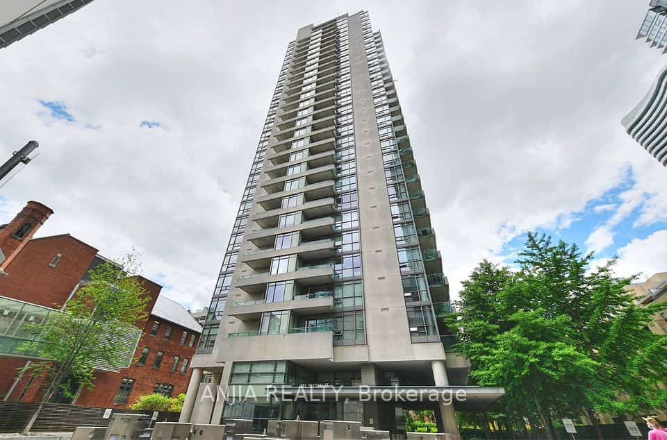 281 Mutual Street #1001, Toronto, ON M4Y 3C4