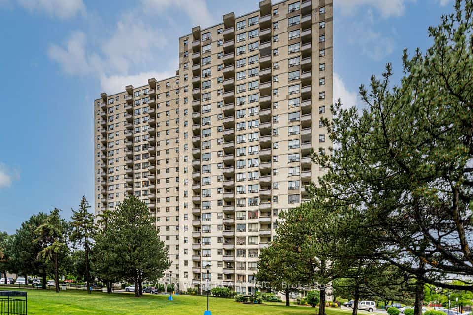 370 Dixon Condos, Toronto