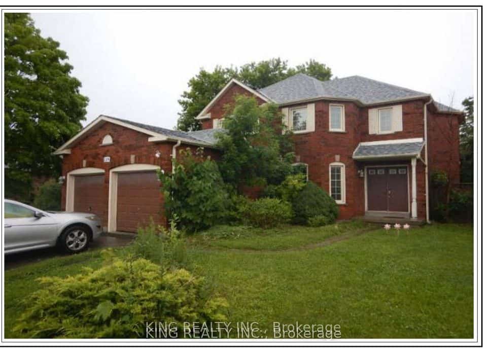 139 Livingstone Street, Barrie, ON L4N 7J5