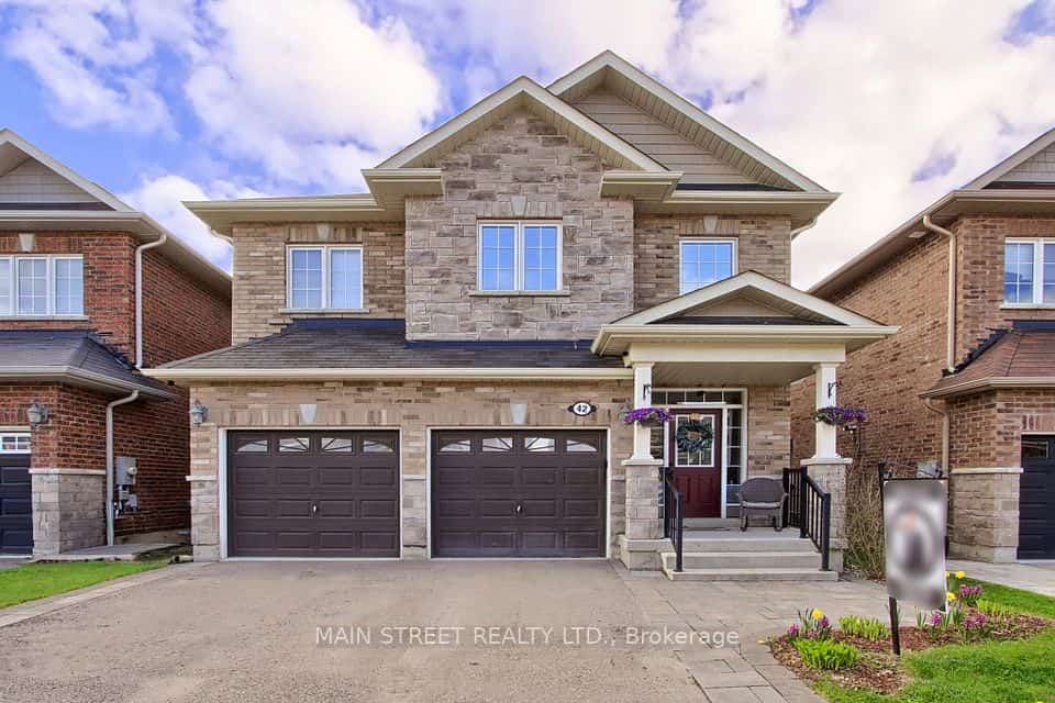42 Prosser Crescent, Georgina, ON L0E 1R0