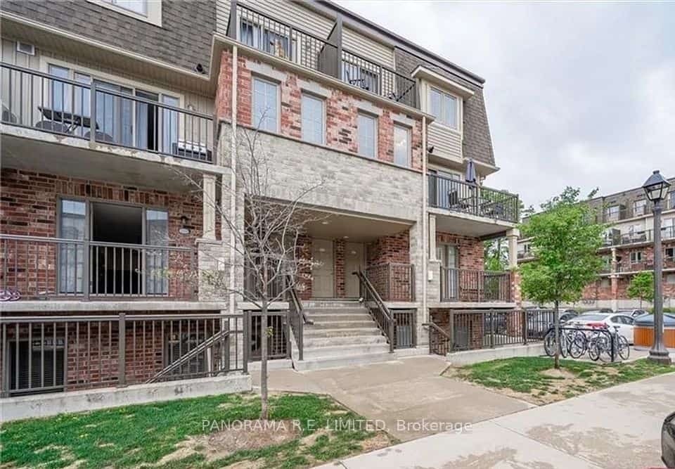 243 Rachel Crescent, Kitchener, ON N2R 0E2