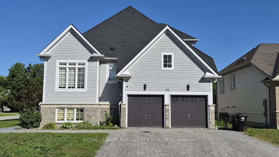 10 Culham Trail, Wasaga Beach, ON L9Z 0C6