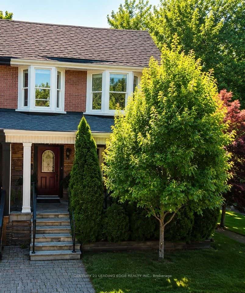 158 Parkmount Road, Toronto, ON M4J 4V4