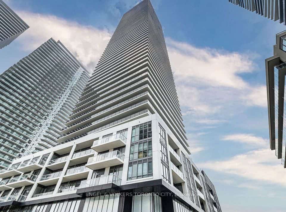 70 Annie Craig Drive #TH104, Toronto, ON M8V 0C4