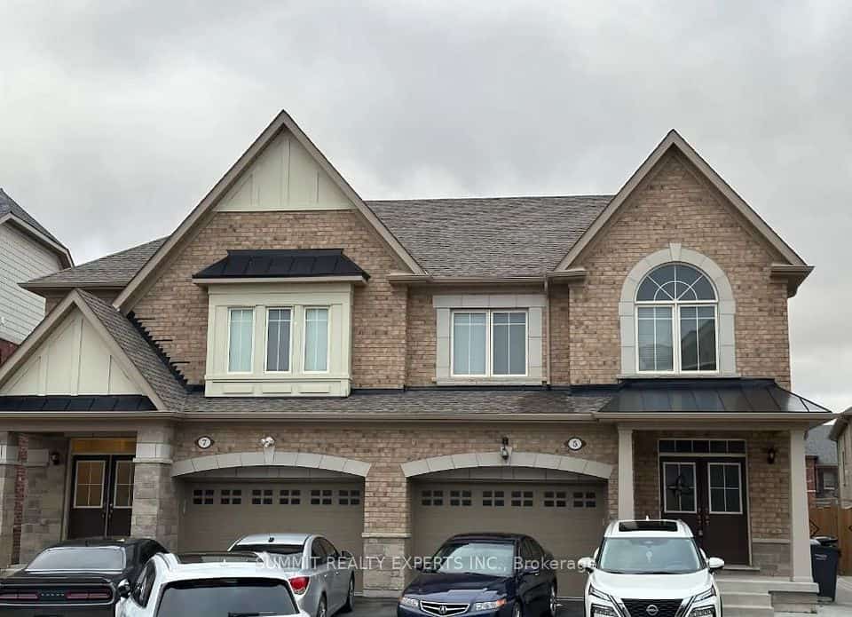 5 Merrybrook Trail, Brampton, ON L7A 4W2