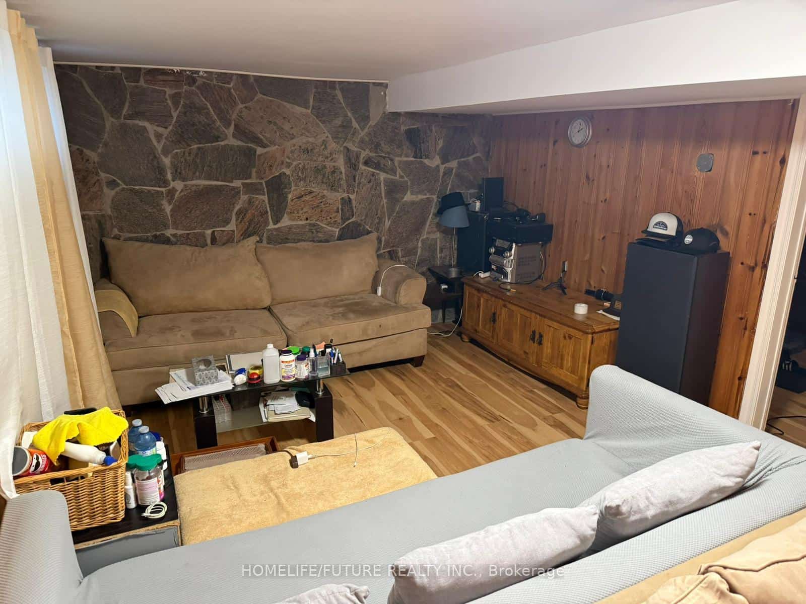 28 Raylawn Crescent, Halton Hills, ON L7G 4M7
