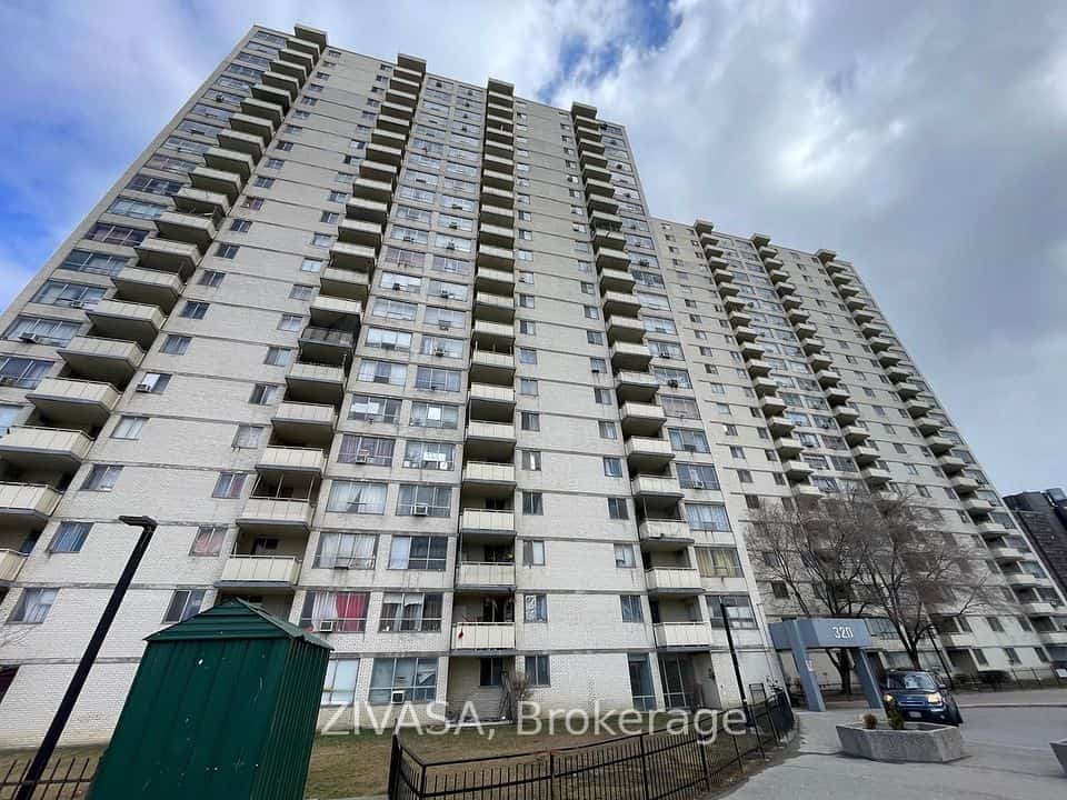 320 Dixon Road #113, Toronto, ON M9R 1S8
