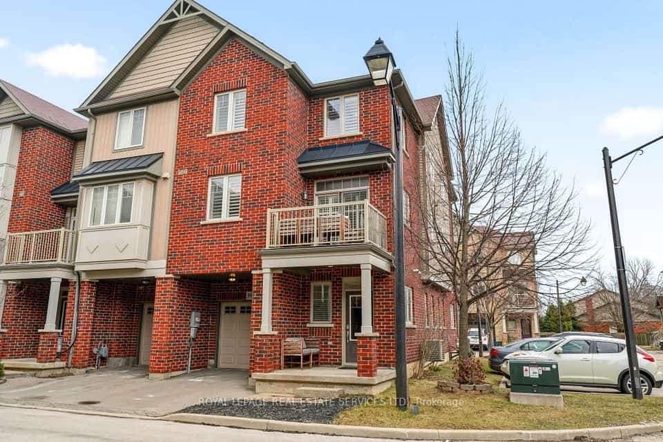 310 Fall Fair Way #39, Hamilton, ON L0R 1C0