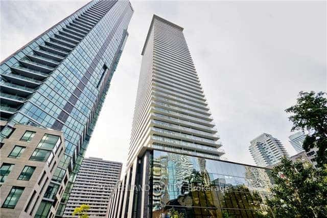 33 Charles Street E #2601, Toronto, ON M4Y 1R9