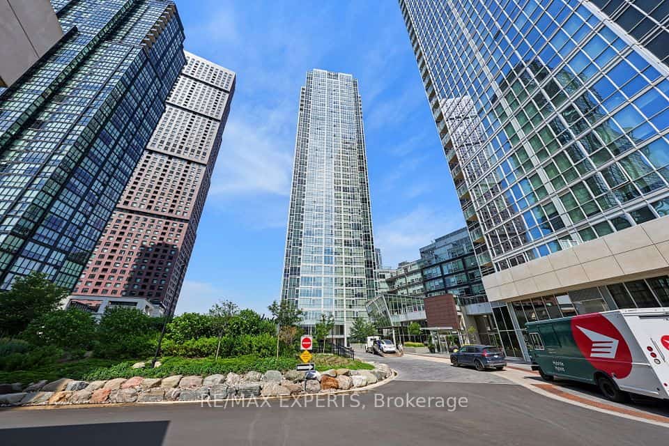 2916 Highway 7, Vaughan
