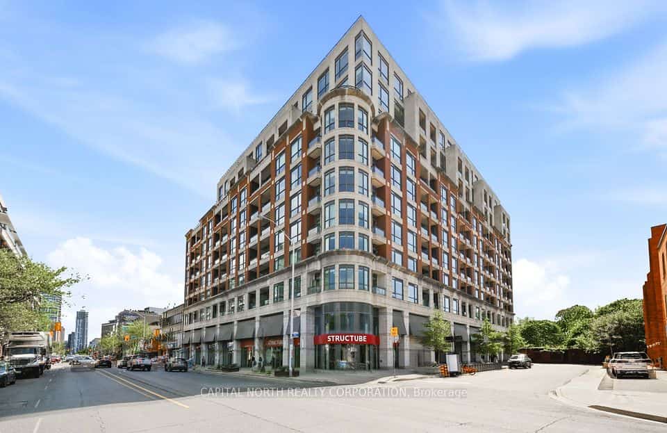 23 Glebe Road W #804, Toronto, ON M5P 0A1