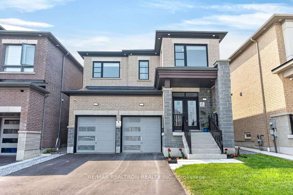 117 Micklefield Avenue, Whitby, ON L1P 0L3