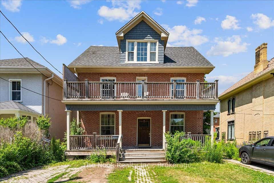21 Dennistoun Avenue, Peterborough, ON K9H 5P8