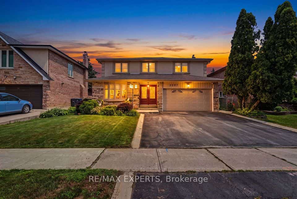 2387 Chilsworthy Avenue, Mississauga, ON L5B 2R4