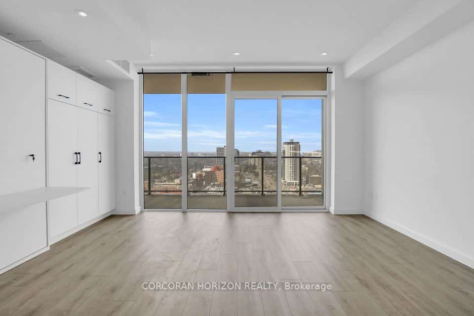 741 King Street #1711, Kitchener, ON N2G 1E5