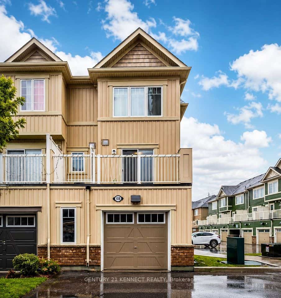 2500 Hill Rise Court #108, Oshawa, ON L1L 0M6