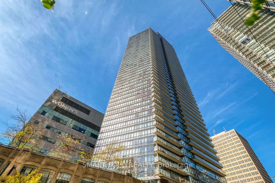 832 Bay Street #4010, Toronto, ON M5S 1Z6
