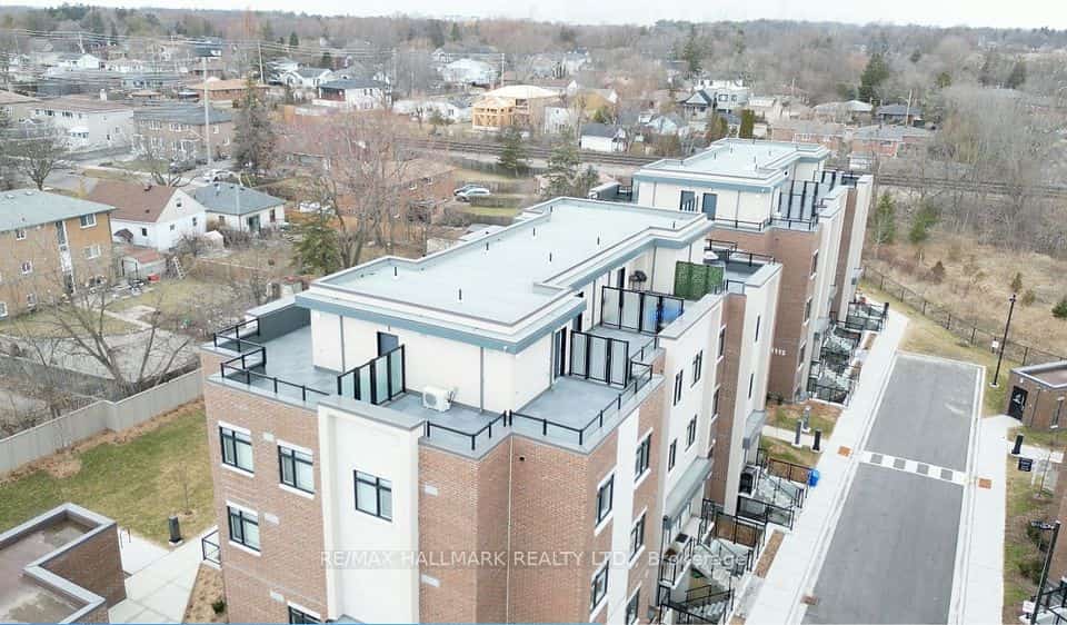 1085 Douglas Mccurdy Common, Mississauga