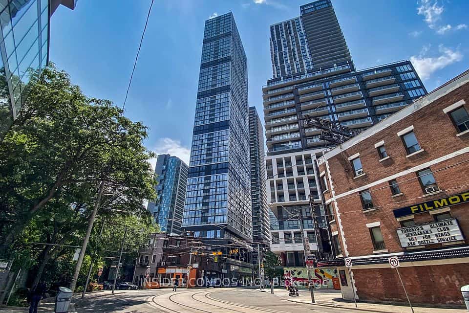 181 Dundas Street E #807, Toronto, ON M5A 1Z4