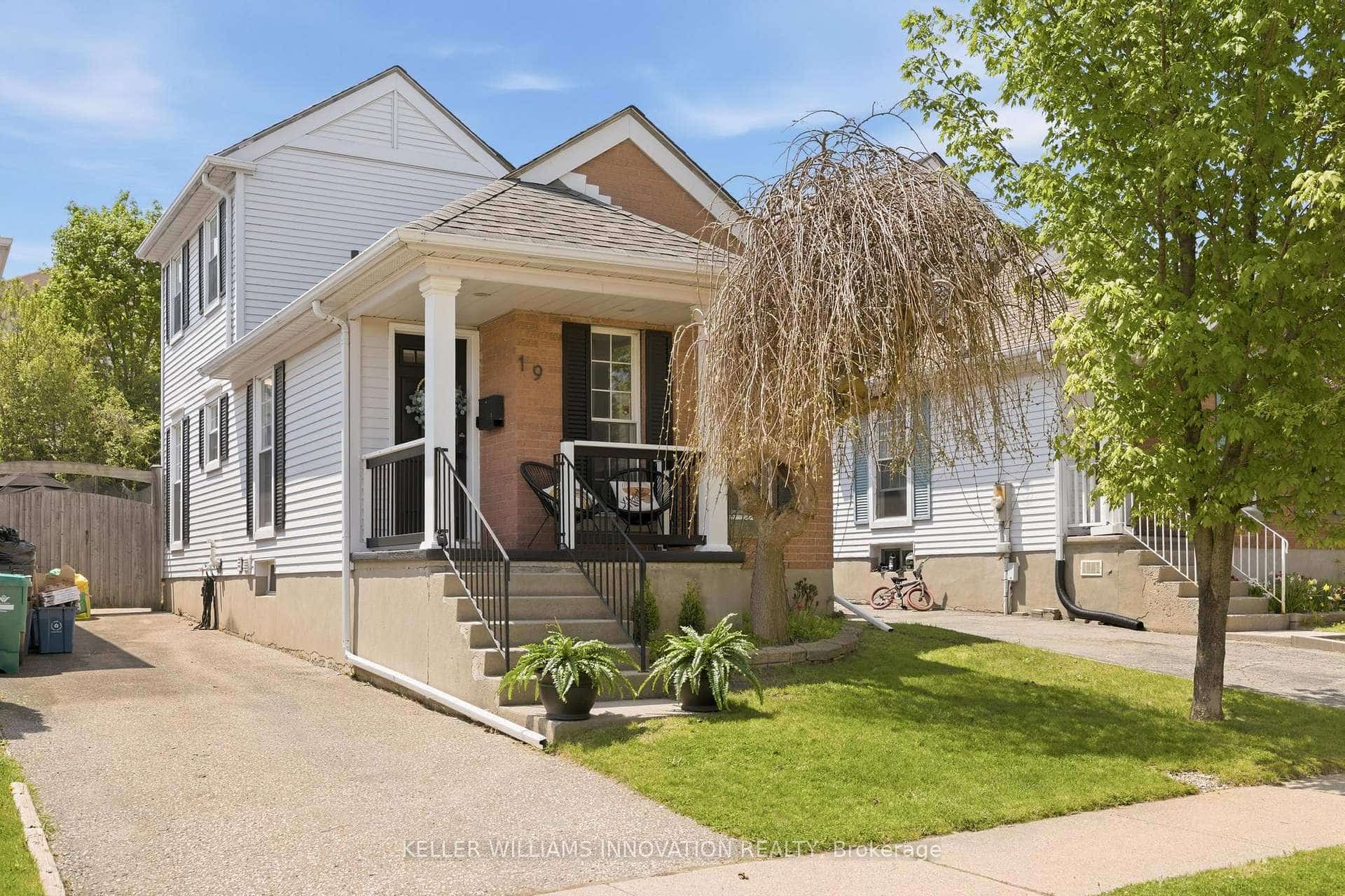 19 Milfoil Crescent, Kitchener, ON N2E 3L2