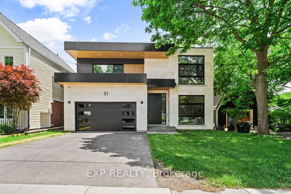 51 Thirty Ninth Street, Toronto, ON M8W 3M6