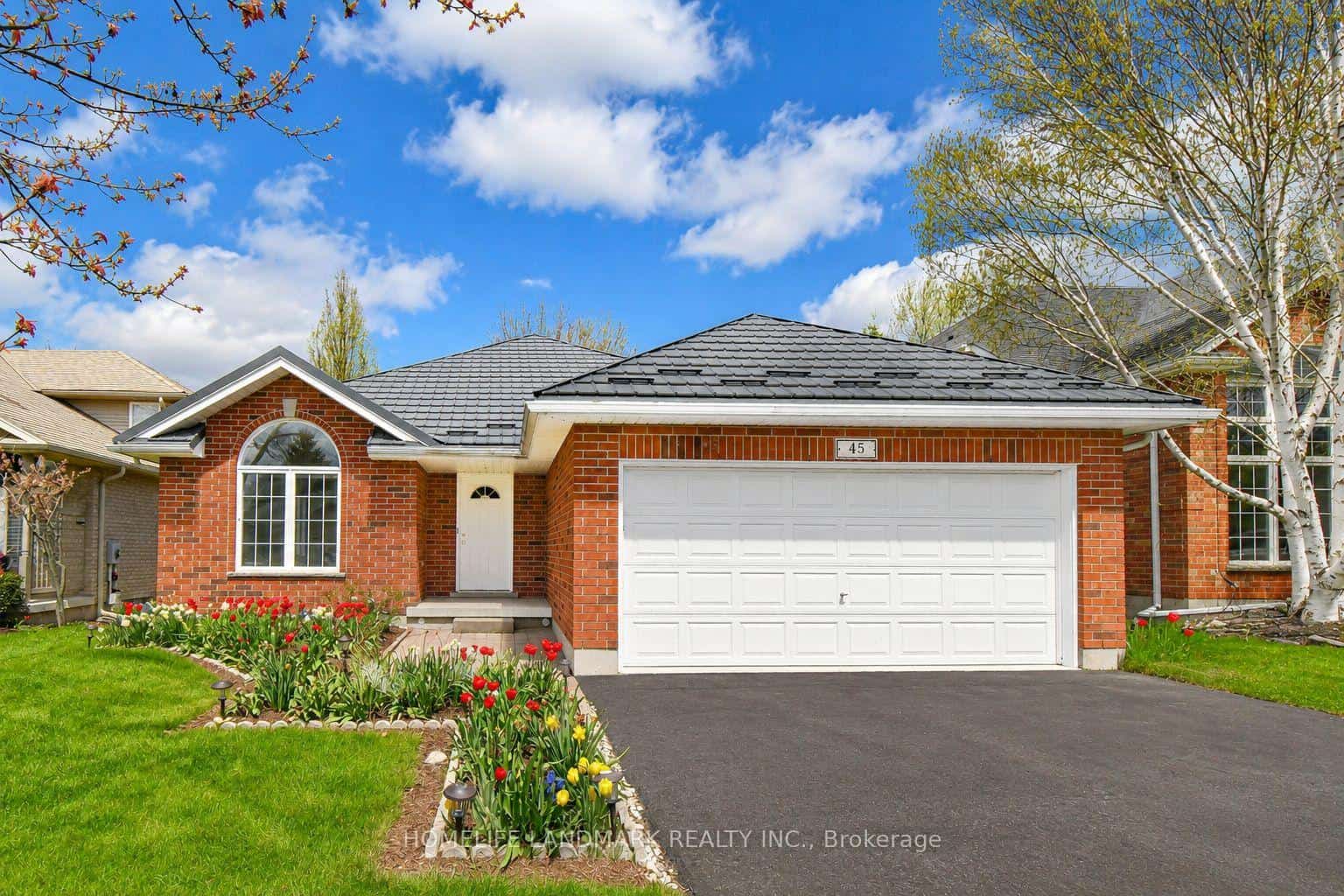 45 Pheasant Run Drive, Guelph, ON N1C 1E7