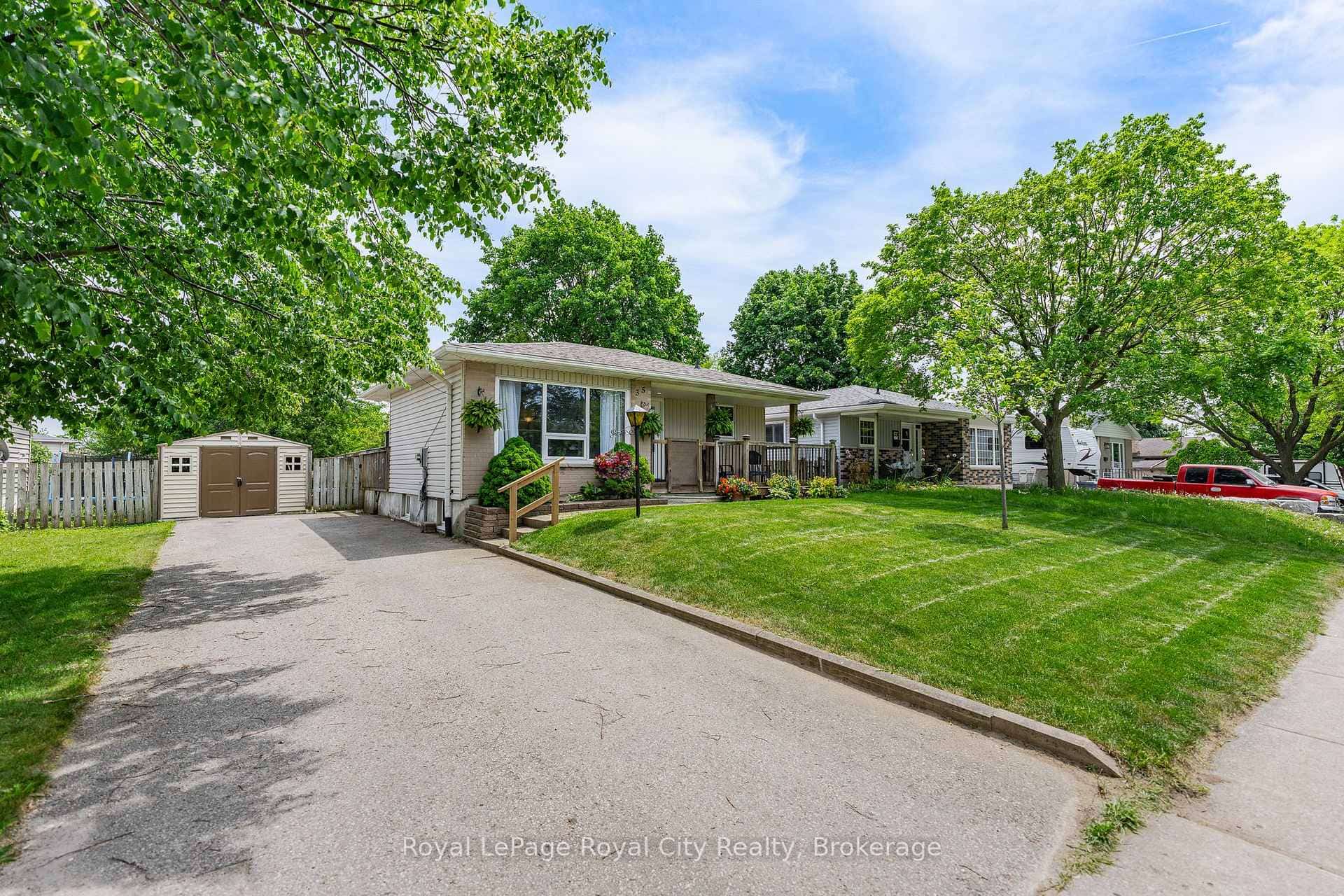 35 Eastview Road, Guelph, ON N1E 6J7