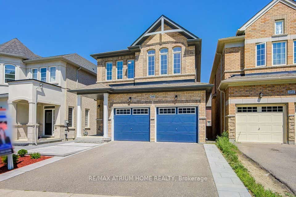 368 Roy Harper Avenue, Aurora, ON L4G 1A6
