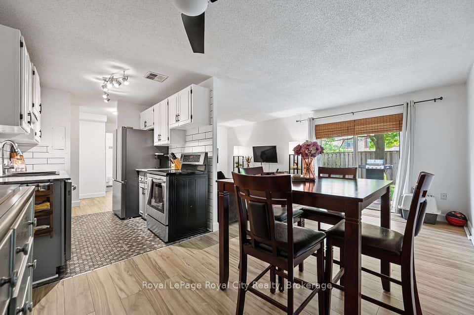 234 Willow Road #104, Guelph, ON N1H 7C6