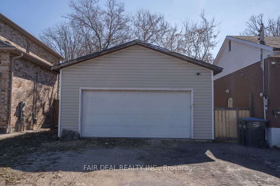 38 Cattrick Street, Mississauga, ON L4T 1H5