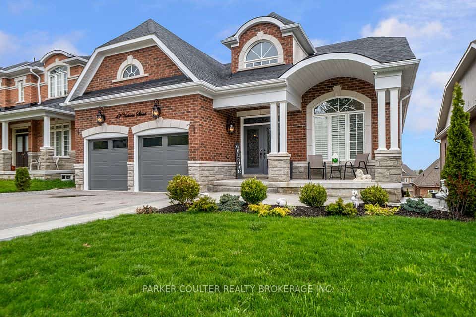 49 Victoria Street E, Innisfil, ON L0L 1L0