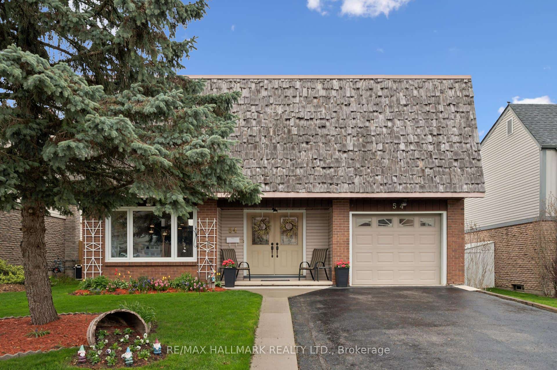 54 Blackwell Drive, Kitchener, ON N2N 1P8