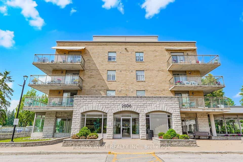 2506 Rutherford Road #414, Vaughan, ON L4K 5N4