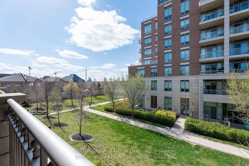 2460 Prince Michael Drive, Oakville