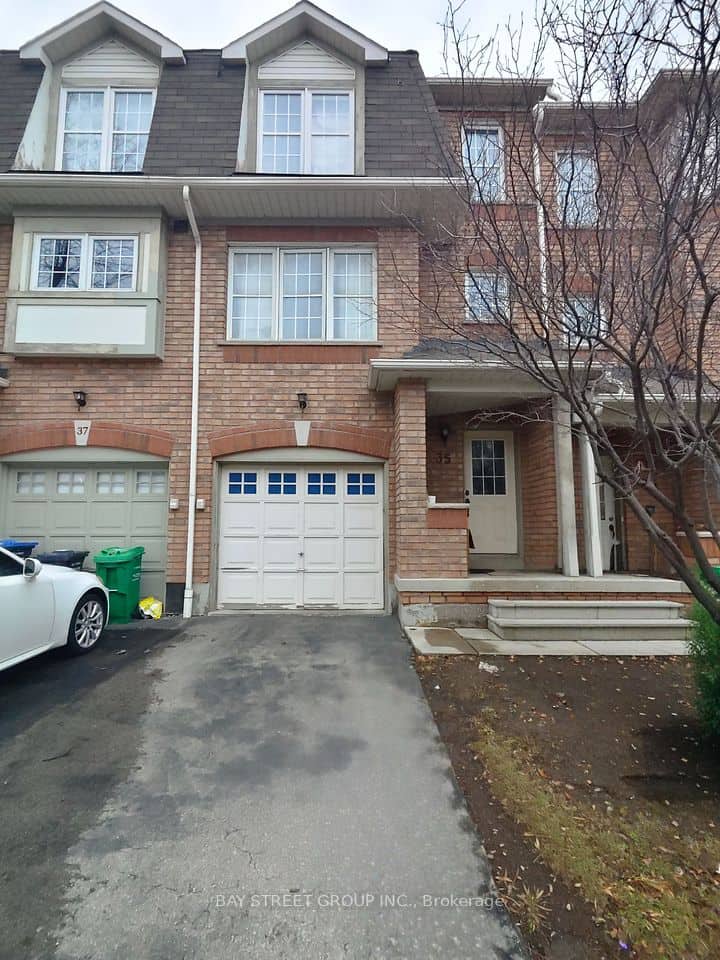 3030 Breakwater Court, Mississauga