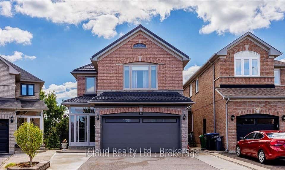 36 Pacific Wind Crescent, Brampton, ON L6R 2B1