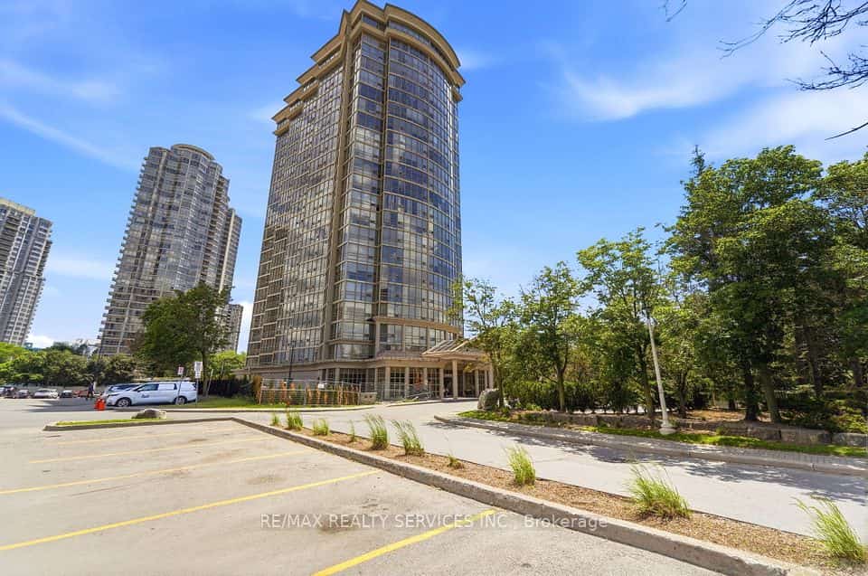 50 Eglinton Avenue W #2007, Mississauga, ON L5R 3P5