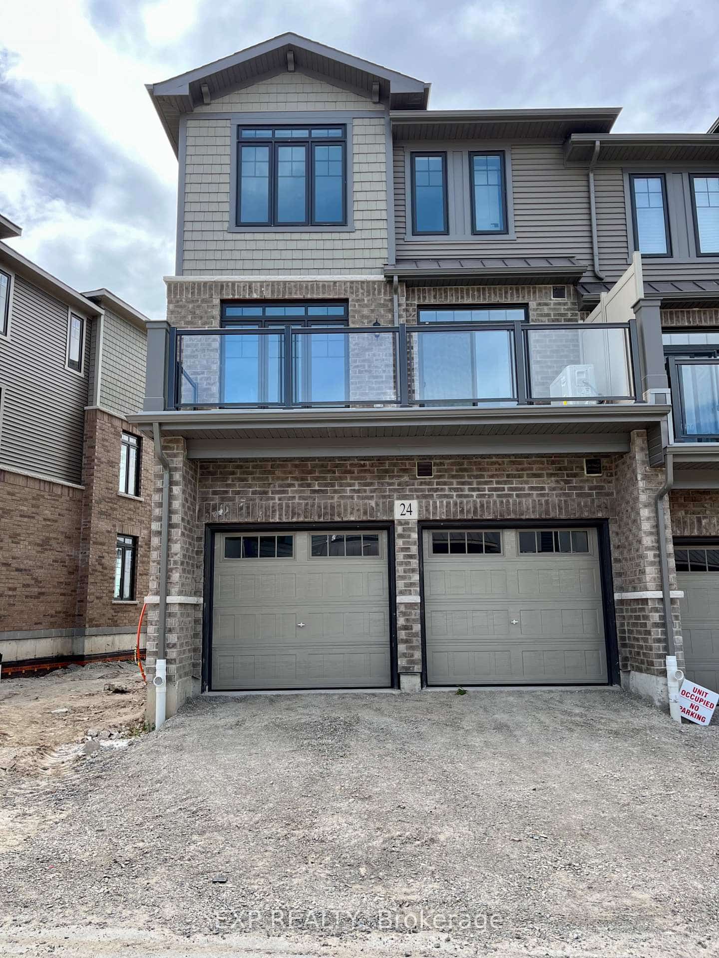 10 Birmingham Drive #24, Cambridge, ON N1R 0C6